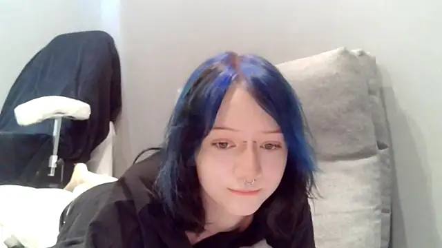 Shine Luna online show from March 15, 2026, 4:36 pm