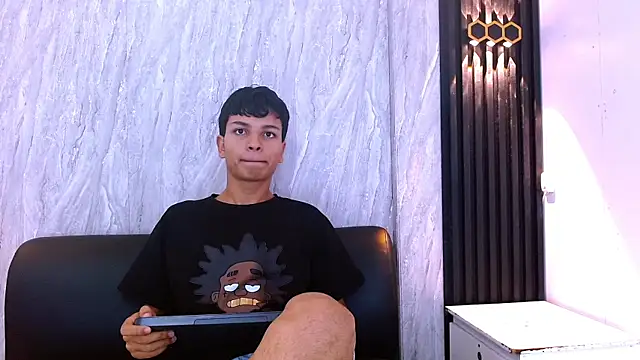 Joseph Gonzalez online show from January 11, 2026, 1:07 pm