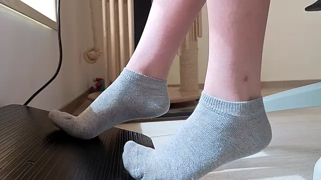 Snapshot of Feetbeth chatting on February 18, 2026, 7:32 pm Feetbeth online show from February 18, 2026, 7:32 pm