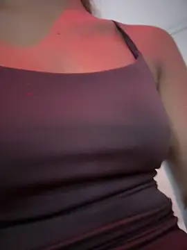Valeria-escobar online show from June 11, 2026, 12:02 pm