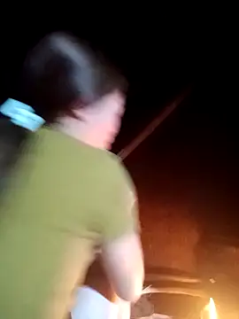 little-effy online show from April 1, 2026, 11:01 pm