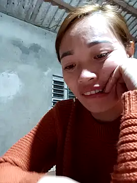 little-effy online show from December 17, 2025, 12:32 pm