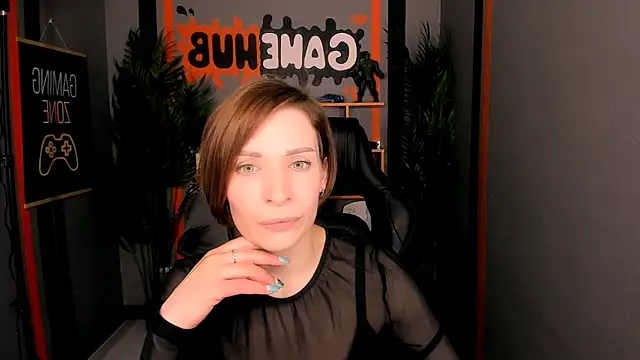 Snapshot of DakotaShelton chatting on April 27, 2026, 6:00 am DakotaShelton online show from April 27, 2026, 6:00 am