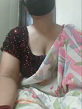 Snapshot of Meghna_01 chatting on June 9, 2026, 6:25 am Meghna 01 online show from June 9, 2026, 6:25 am