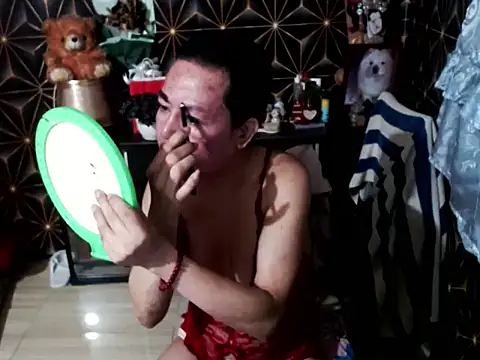 Snapshot of SadisticQueenTS chatting on February 8, 2026, 2:31 am SadisticQueenTS online show from February 8, 2026, 2:31 am