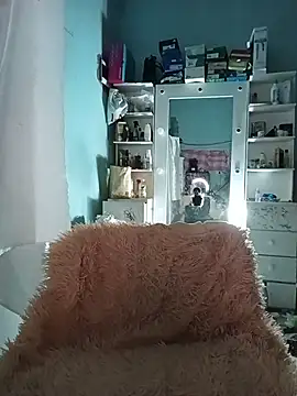 soylulita07 online show from March 21, 2026, 8:04 am