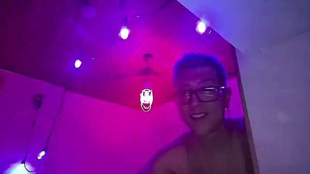 AskAveryAnything online show from June 15, 2026, 2:56 am