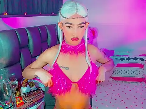 agathaferrer3 online show from February 20, 2026, 6:21 pm