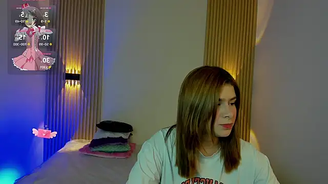 VivianOwen9 online show from February 13, 2026, 11:05 pm