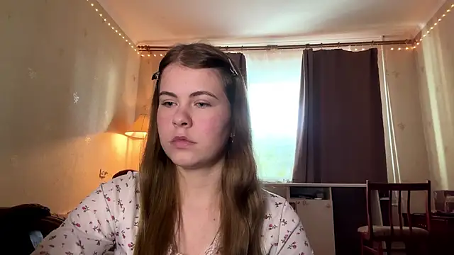 MaevAmy online show from February 10, 2026, 12:48 pm