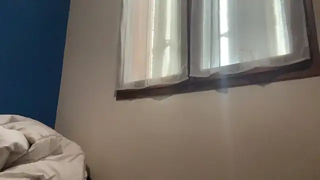 CoquineCharmeuse online show from December 16, 2025, 11:14 am