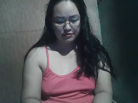 Snapshot of yummy_jyra02167 chatting on January 9, 2026, 9:44 pm yummy jyra02167 online show from January 9, 2026, 9:44 pm