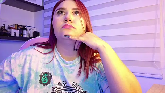 Snapshot of DALIISS_ chatting on February 3, 2026, 6:22 am DALIISS online show from February 3, 2026, 6:22 am