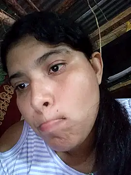 Rousse uwu online show from February 19, 2026, 6:49 pm