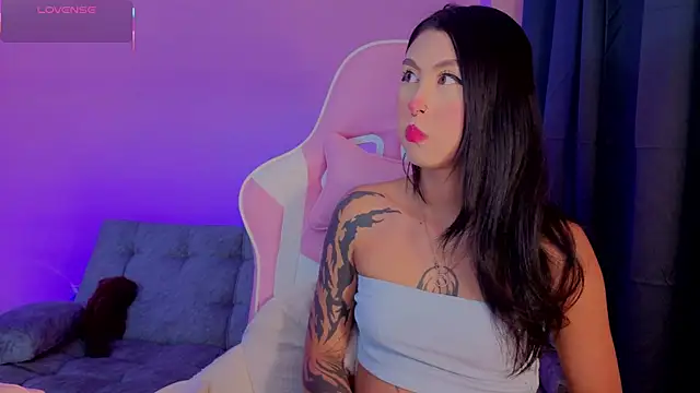 sharonbone online show from June 4, 2026, 1:21 am