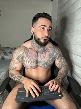 Snapshot of josemanufit chatting on May 5, 2026, 5:32 am josemanufit online show from May 5, 2026, 5:32 am