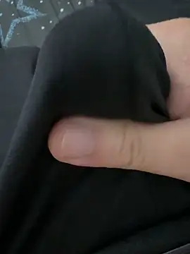 Snapshot of mynameissac chatting on December 19, 2025, 7:49 pm mynameissac online show from December 19, 2025, 7:49 pm