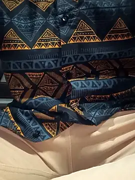 Snapshot of teena-11 chatting on December 17, 2025, 1:21 am teena-11 online show from December 17, 2025, 1:21 am