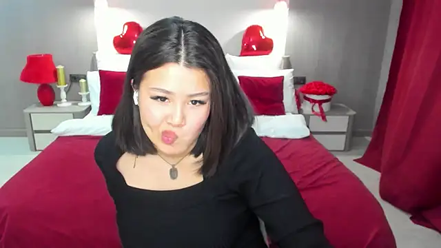 Brunette Charm online show from February 27, 2026, 4:29 pm