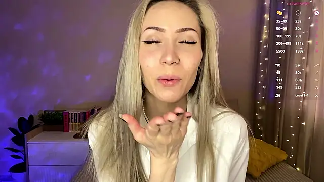 sun under skyy online show from March 5, 2026, 2:08 am