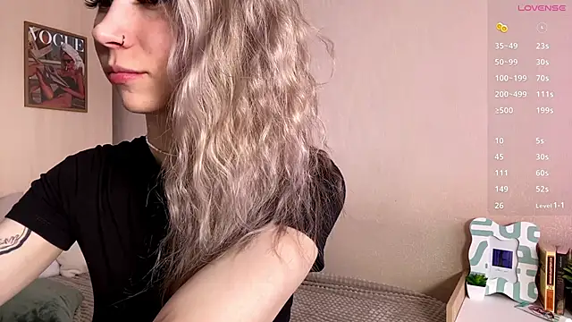 sun under skyy online show from March 27, 2026, 8:26 am