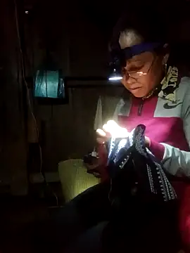 Snapshot of _CTMay_77 chatting on December 17, 2025, 1:27 pm CTMay 77 online show from December 17, 2025, 1:27 pm