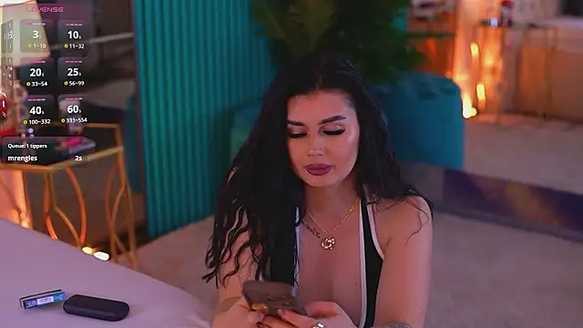 LexaRhodes online show from March 4, 2026, 2:25 pm