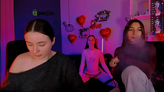 Snapshot of mila_firee chatting on February 24, 2026, 11:44 am mila firee online show from February 24, 2026, 11:44 am