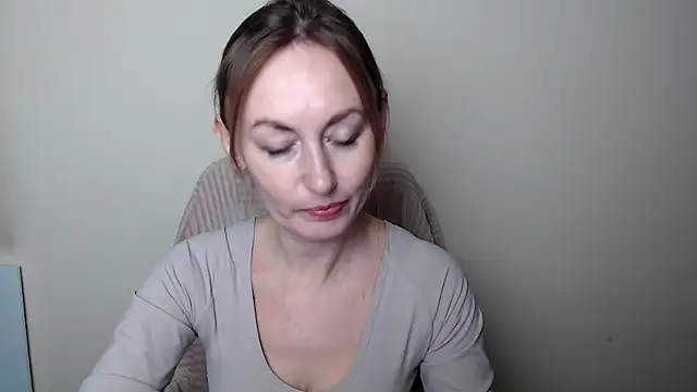 LiaSeass  online show from March 24, 2026, 1:00 pm