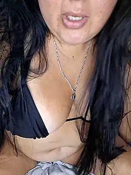 Snapshot of Trinity_033 chatting on March 3, 2026, 5:20 pm Trinity 033 online show from March 3, 2026, 5:20 pm