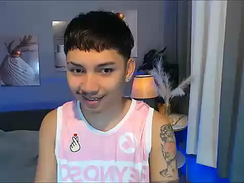 dylan hardfucker online show from March 17, 2026, 1:47 pm