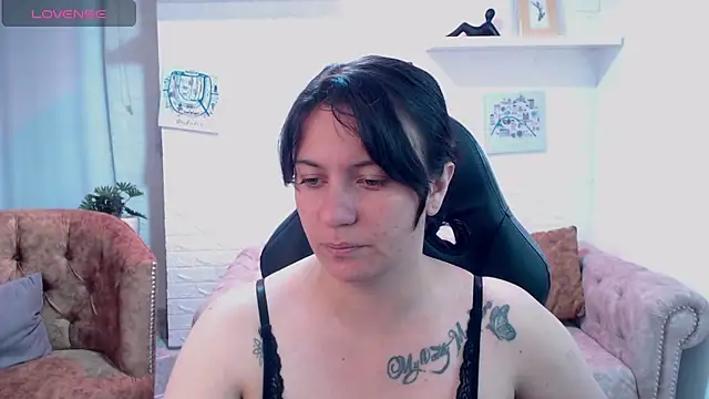 amanda rousee online show from February 23, 2026, 3:19 am