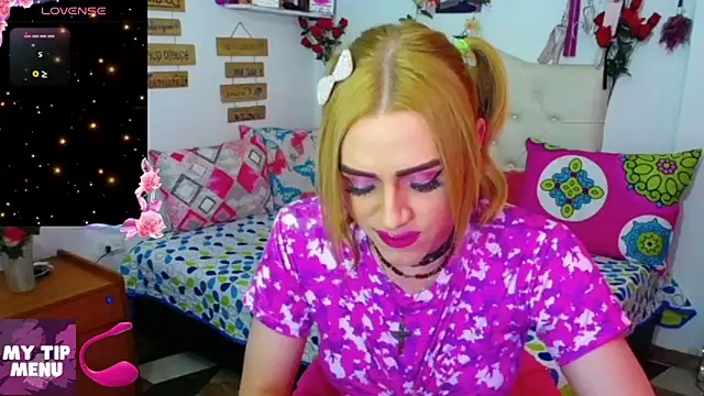 golden girl01 online show from March 12, 2026, 6:12 pm