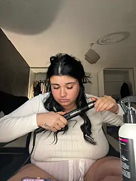 Curvybabesxxo online show from March 1, 2026, 4:29 pm