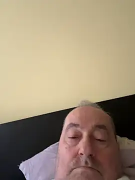 csikar online show from April 1, 2026, 5:31 am