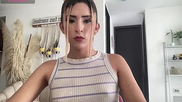 Snapshot of isa_fox_23 chatting on May 25, 2026, 1:21 pm isa fox 23 online show from May 25, 2026, 1:21 pm