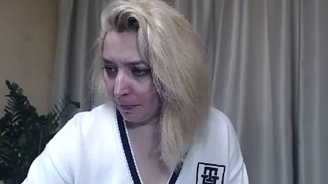 sweetpussy13 online show from October 23, 2025, 6:34 am