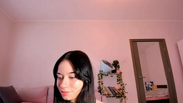 Crystal zen online show from December 15, 2025, 3:56 am