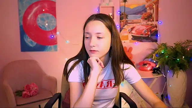 Snapshot of LuluPatterson chatting on December 21, 2025, 3:52 am LuluPatterson online show from December 21, 2025, 3:52 am