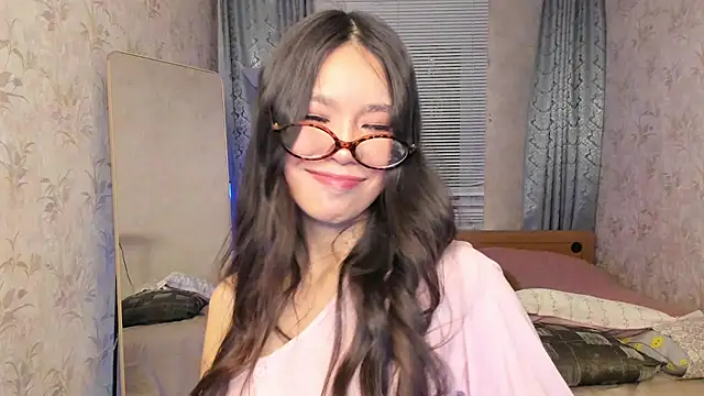 amiya cute online show from March 14, 2026, 2:34 pm