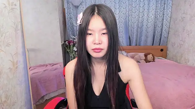 amiya cute online show from March 12, 2026, 5:39 pm