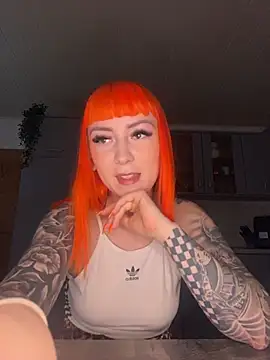 ScarletVixenLive online show from February 15, 2026, 2:05 pm