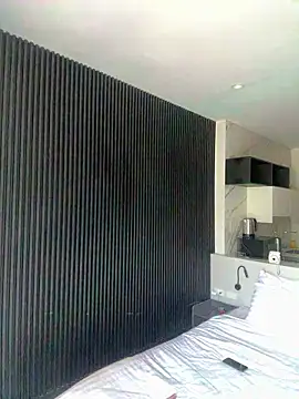 Snapshot of SunnyShiney chatting on March 2, 2026, 8:21 am SunnyShiney online show from March 2, 2026, 8:21 am