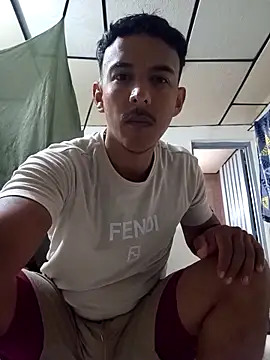 Snapshot of Marshallbronnxx chatting on February 24, 2026, 8:21 pm Marshallbronnxx online show from February 24, 2026, 8:21 pm