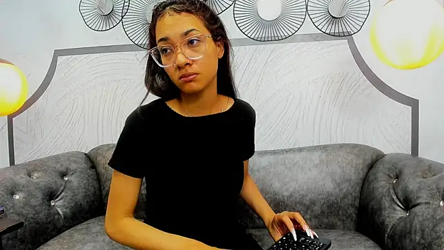 Snapshot of Jadde_Greyy_ chatting on January 9, 2026, 2:29 am Jadde Greyy online show from January 9, 2026, 2:29 am