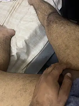 Night outcam online show from March 18, 2026, 11:05 pm