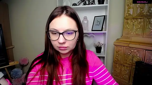 LiliaErmi online show from December 15, 2025, 6:08 am