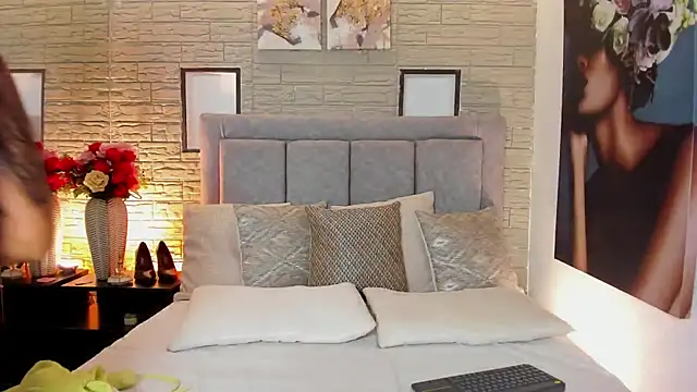 Snapshot of LanaRouse chatting on February 2, 2026, 11:26 pm LanaRouse online show from February 2, 2026, 11:26 pm