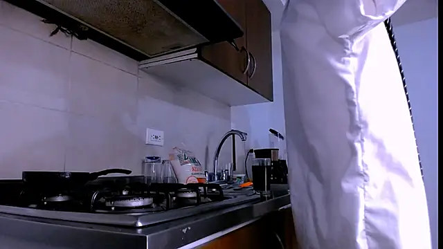 Snapshot of black_men9 chatting on February 24, 2026, 1:50 am black men9 online show from February 24, 2026, 1:50 am