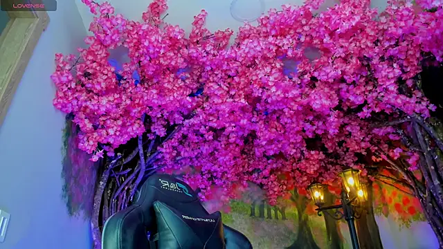 marahanson  online show from January 7, 2026, 7:08 pm